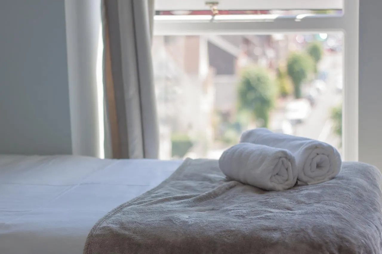 Mount Rooms Hotel Barry