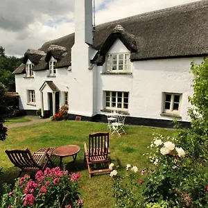 Brook Bed & Breakfast